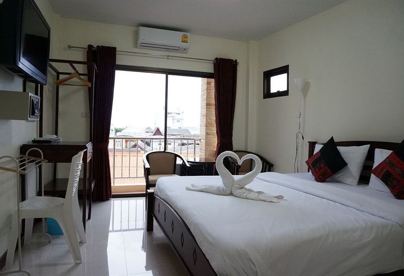 Hotel Baan Taweesuk 11