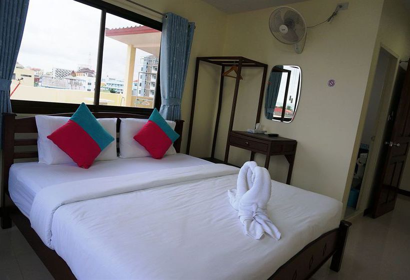 Hotel Baan Taweesuk 2