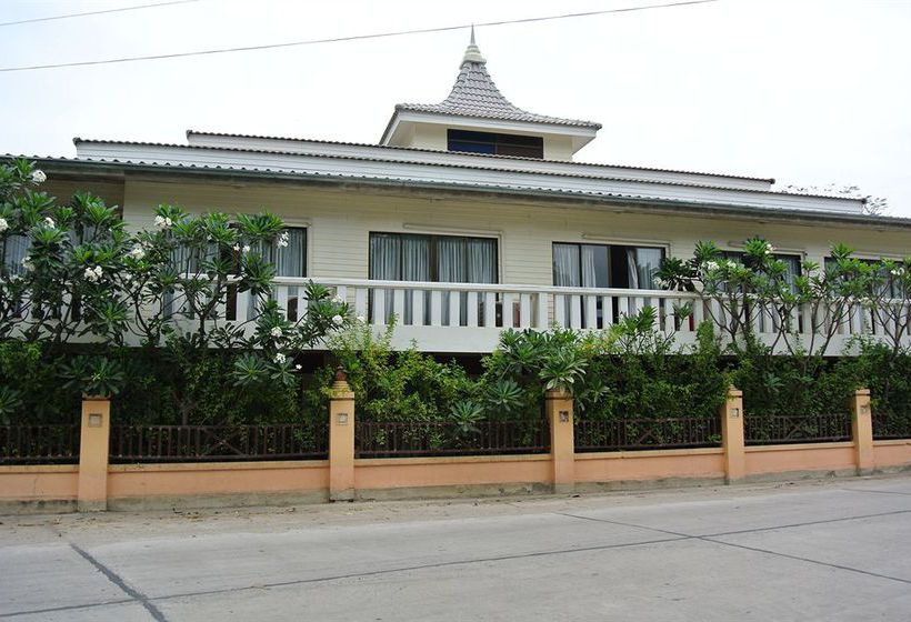 Hotel Baan Sang Chan 3