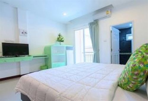 Hotel Baan Nam Poon Resort 7