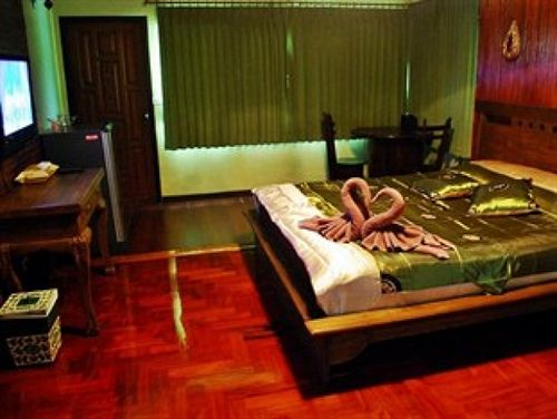 Hotel Baan Fern Talay 13