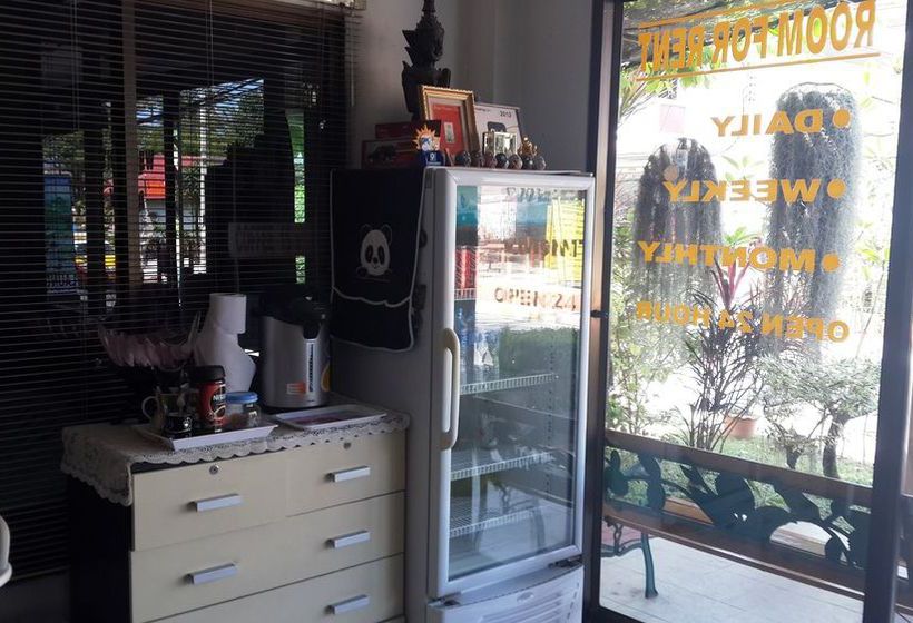 Hotel The New Villa 1