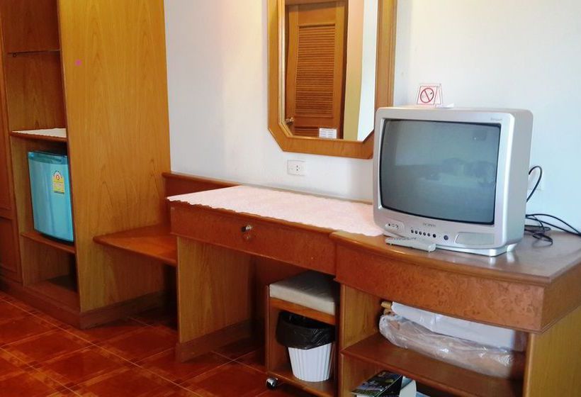 Hotel The New Villa 16