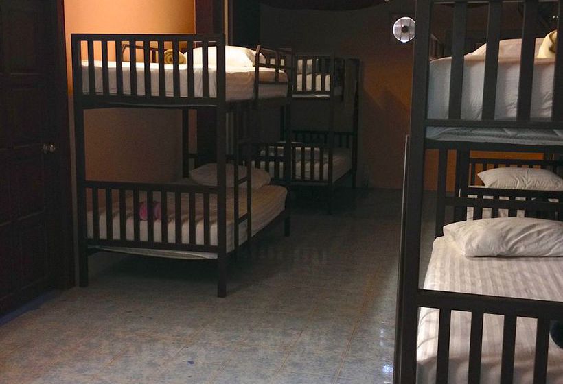 Hotel Little Austria Tams Guesthouse 3