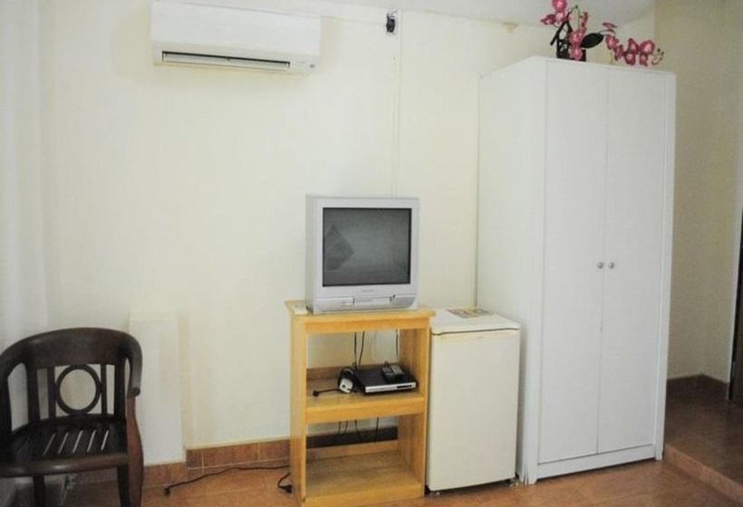 Hotel Sunny Guesthouse 1