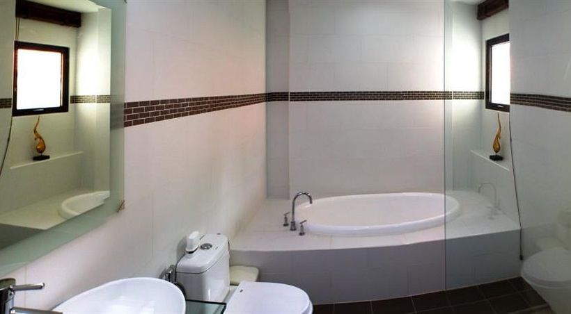 Choeng Mon Gardens 3