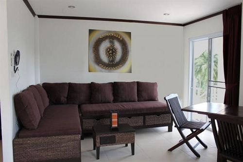 Chaweng Noi Residence 15