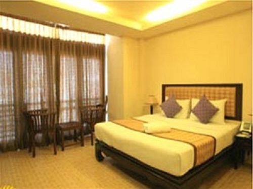 Hotel Arina Boutique Residence Surat Thani