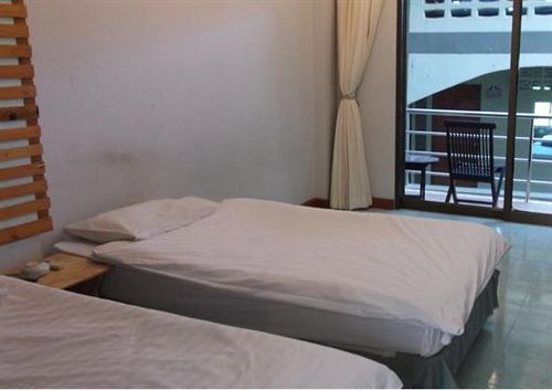 Hôtel Anong Guesthouse 12