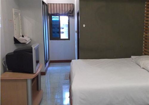 Hôtel Anong Guesthouse 14