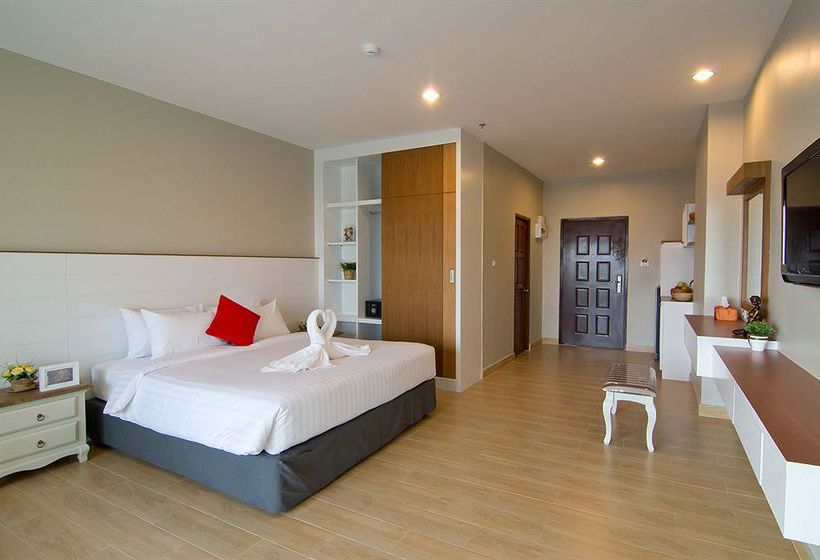 Hotel V8 Seaview Jomtien