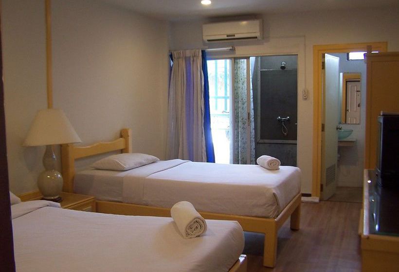 Hotel Deeden Pattaya Resort 17