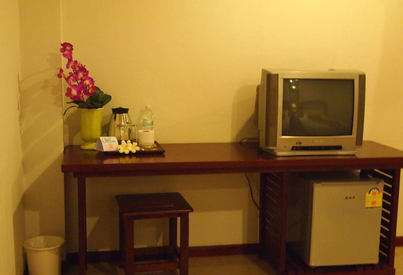 Hotel Deeden Pattaya Resort 5