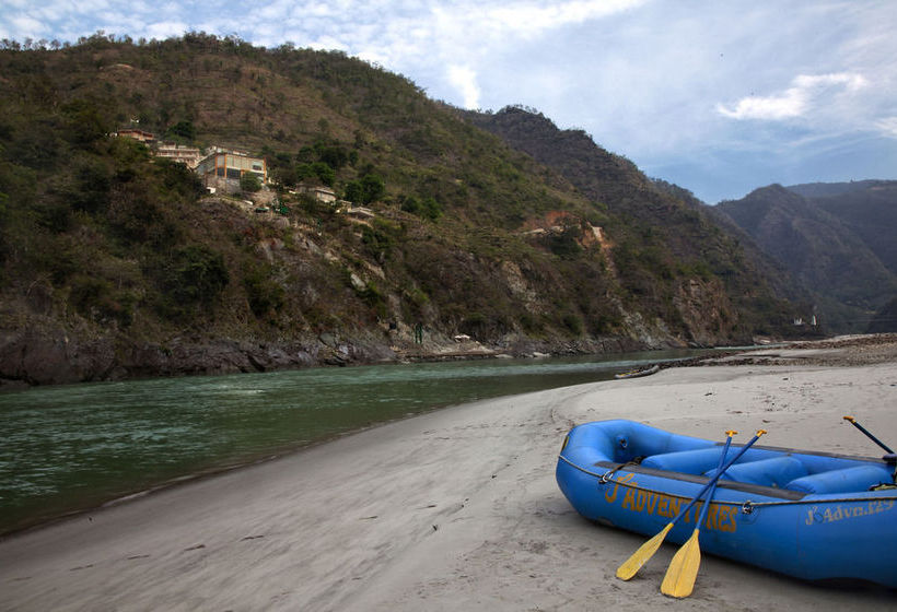 Hotel Raga On The Ganges 10