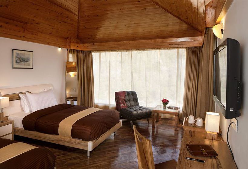 Hotel Raga On The Ganges 3