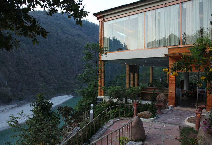 Hotel Raga On The Ganges 7