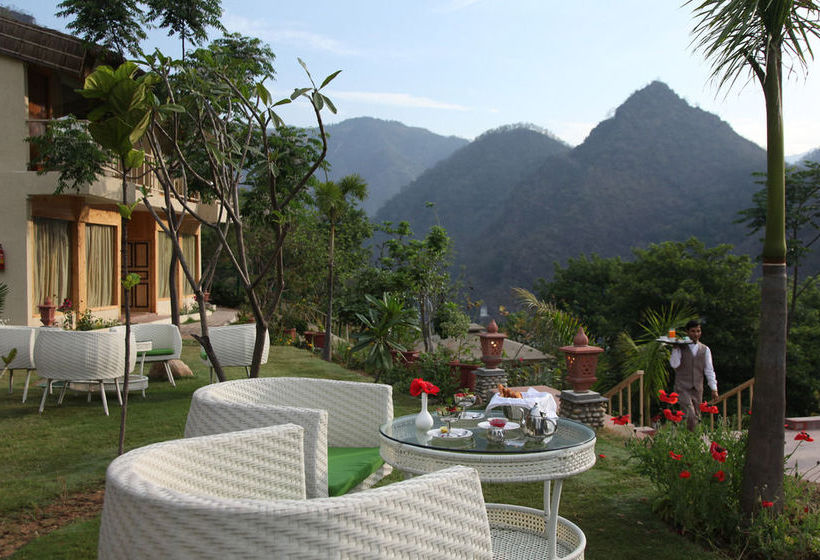 Hotel Raga On The Ganges 9