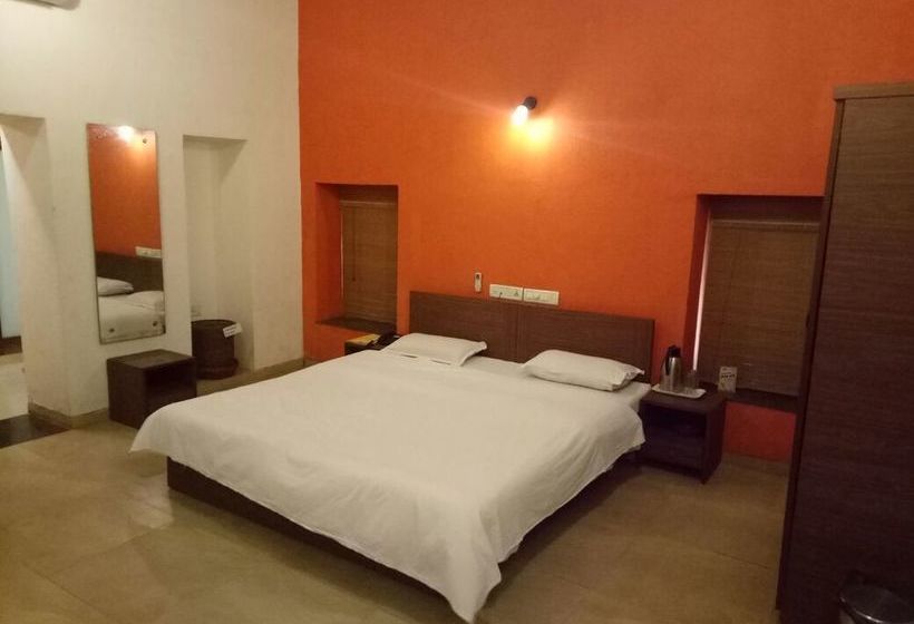 Golden Swan Beach Resort 7