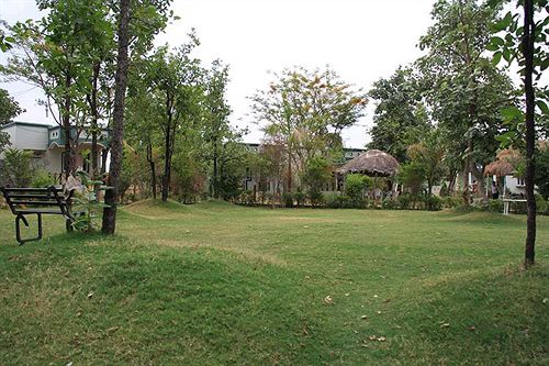 Hotel United 21 Jungle Resort 3