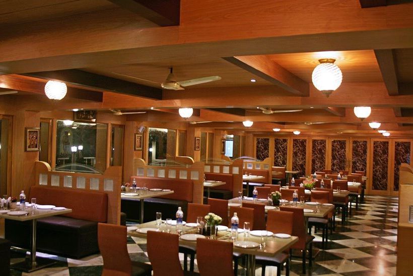 Hotel Kumararraja Palace Tamil Nadu