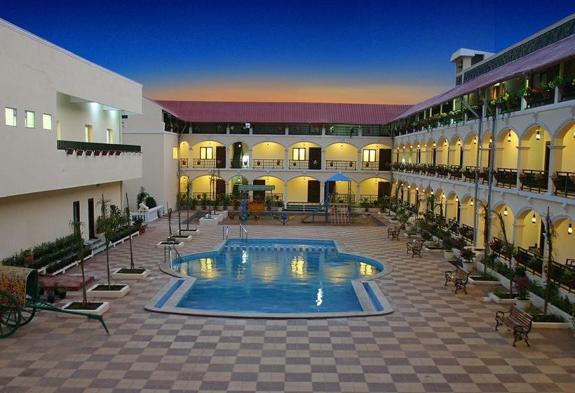 Hotel Kumararraja Palace 1