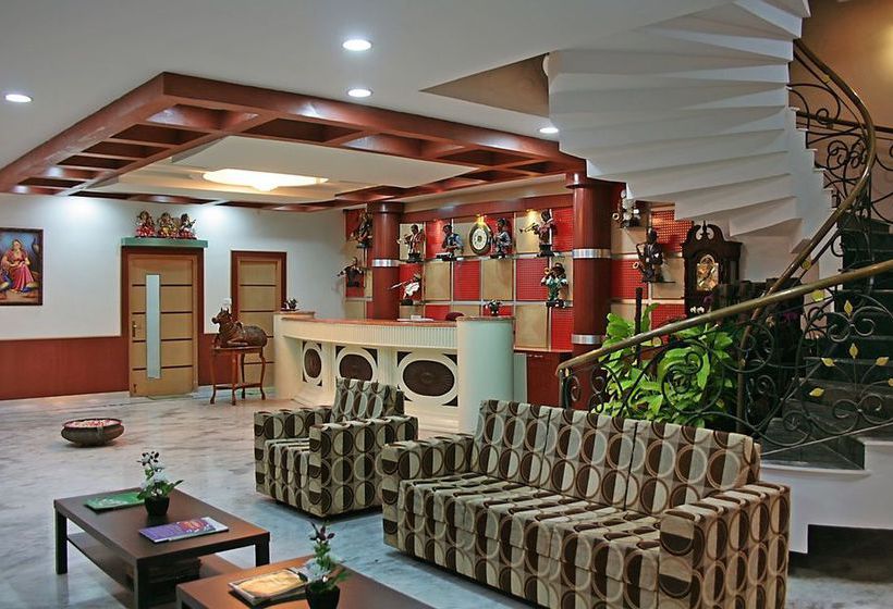 Hotel Kumararraja Palace 11