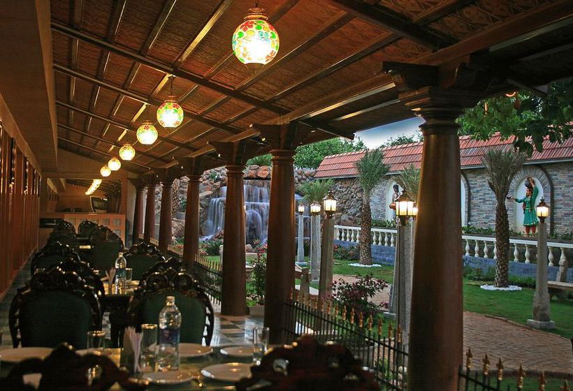 Hotel Kumararraja Palace 12