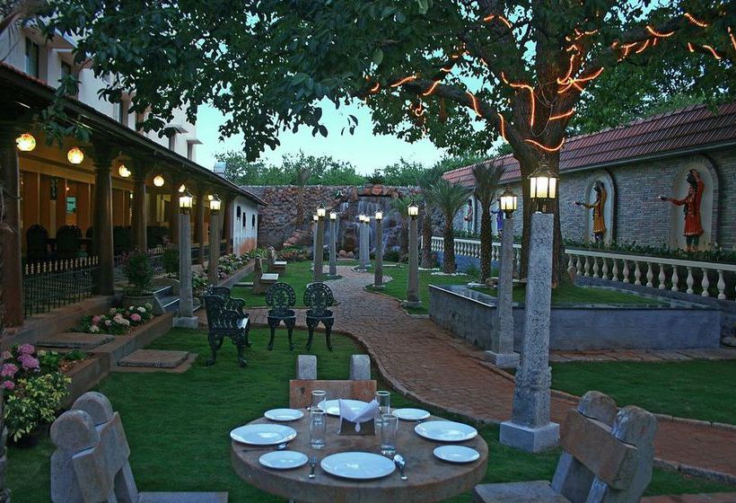 Hotel Kumararraja Palace 13