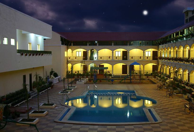 Hotel Kumararraja Palace 8