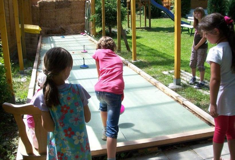 Ferienhaushotel Zur Gruenen Oase 11