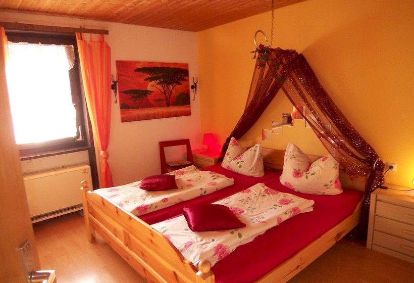 Ferienhaushotel Zur Gruenen Oase 2