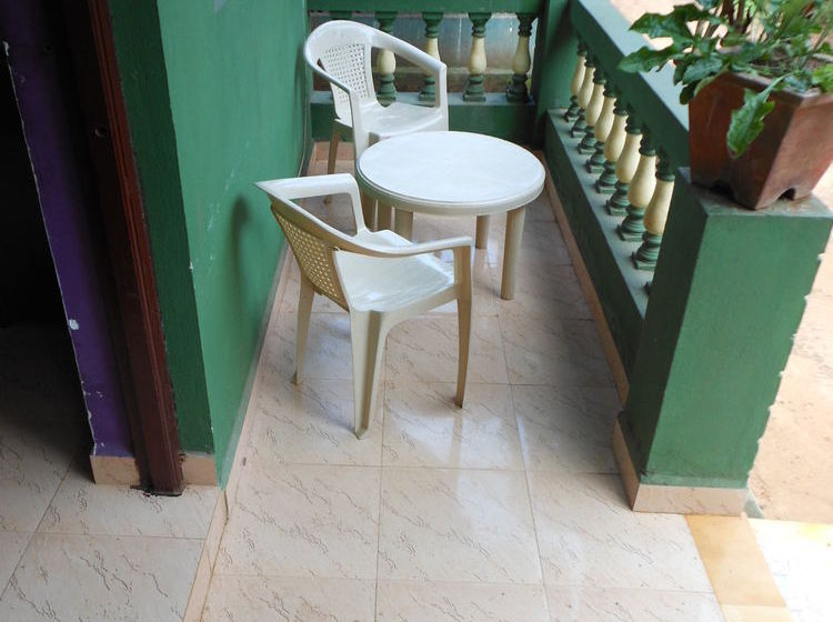 Pension Jes Guest House 12