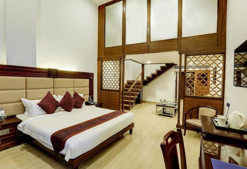 Hotel Golden Tulip Vasai 11