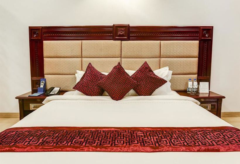 Hotel Golden Tulip Vasai 9