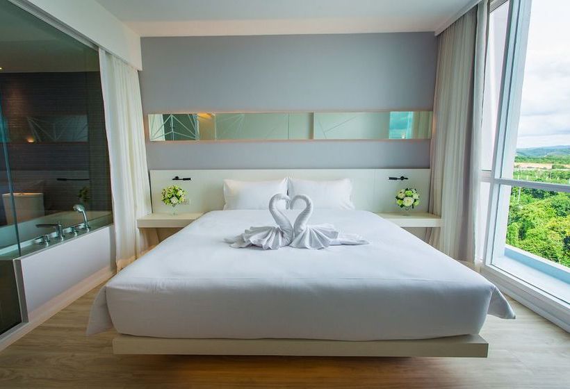 Crystal Hotel Hat Yai 10