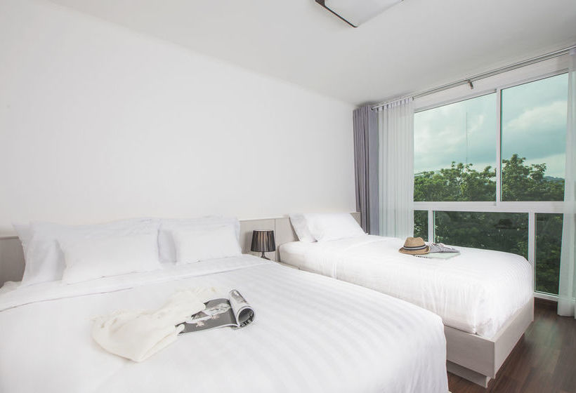 The Wide Condotel - Phuket 12