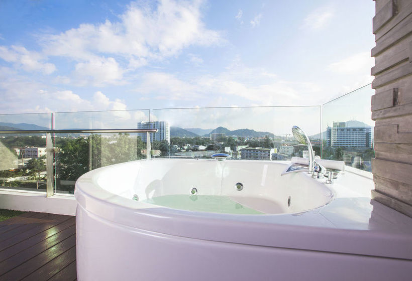 The Wide Condotel - Phuket 17