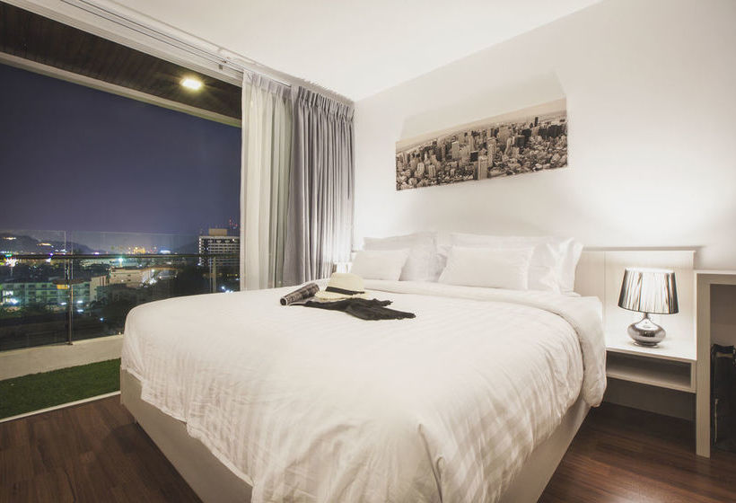 The Wide Condotel - Phuket 20