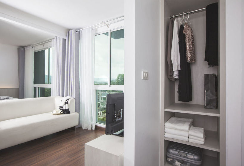 The Wide Condotel - Phuket 5