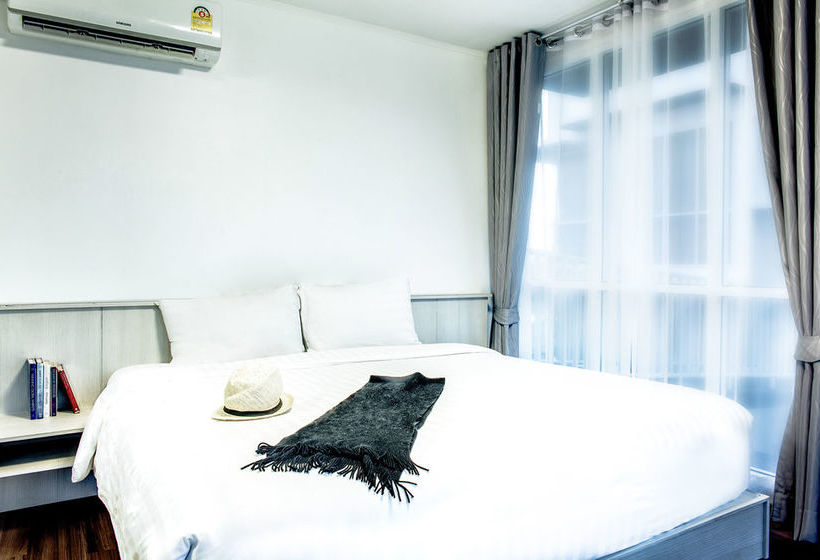 The Wide Condotel - Phuket 7