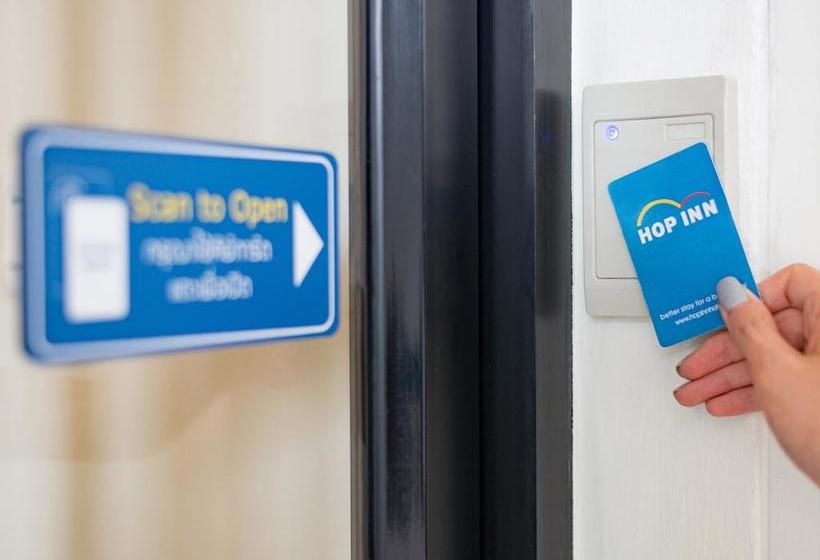 Hotel Hop Inn Nakhon Si Thammarat 10