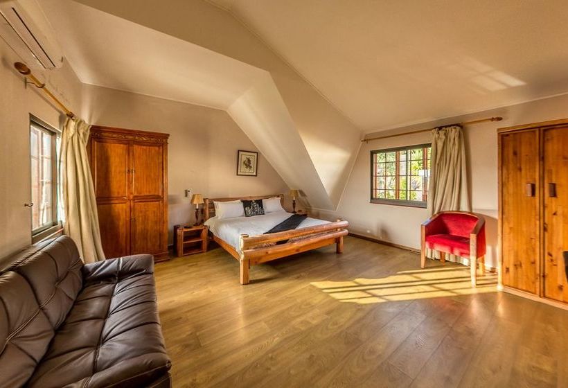 Pension Winelands Villa Guesthouse 10