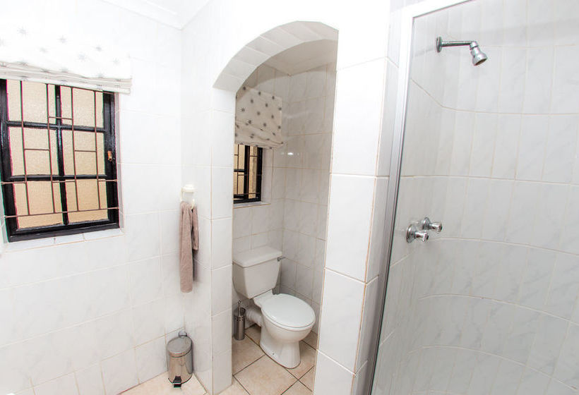 Pension Winelands Villa Guesthouse 12