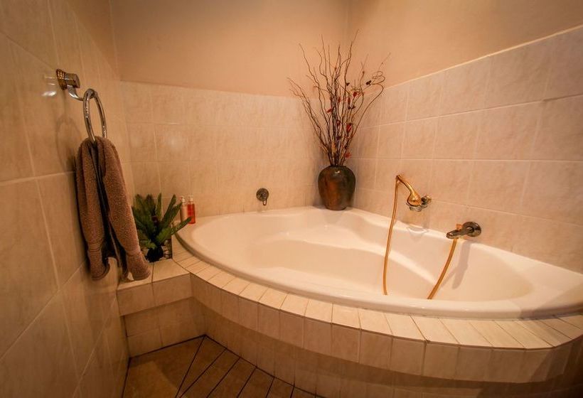 Pension Winelands Villa Guesthouse 13