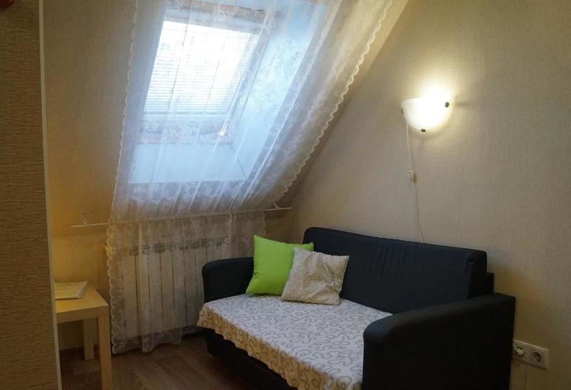 Green Point Hostel 4