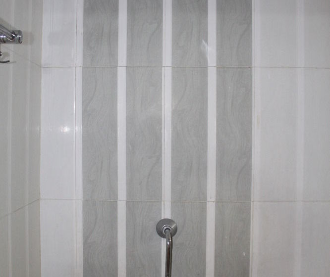 Hotel Dylan Cafe & Guest House 20