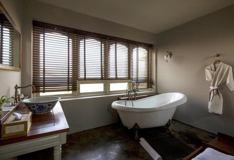 Hotel Reverie Siam Resort 1