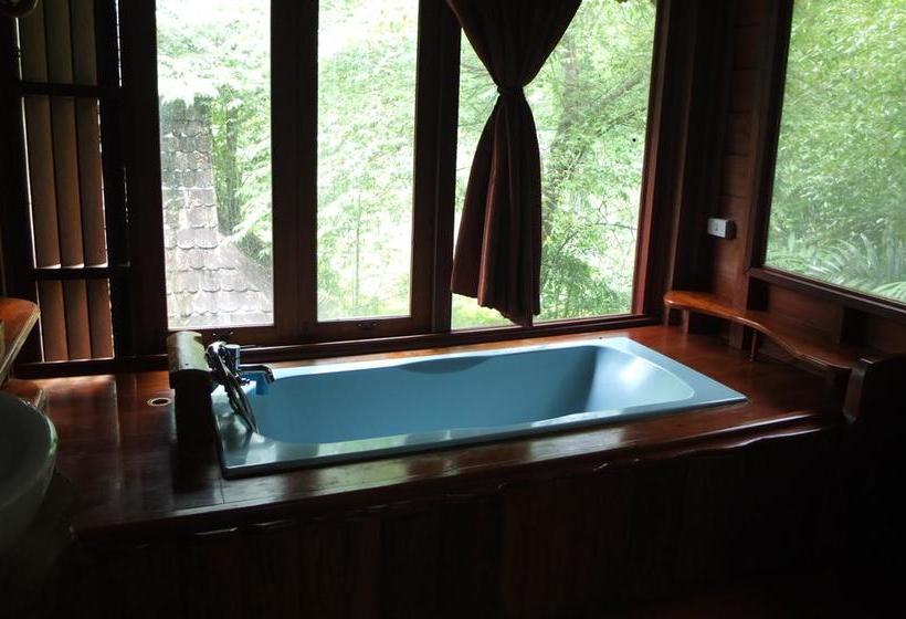 Hotel Pai Treehouse Resort 11