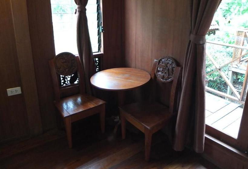 Hotel Pai Treehouse Resort 5