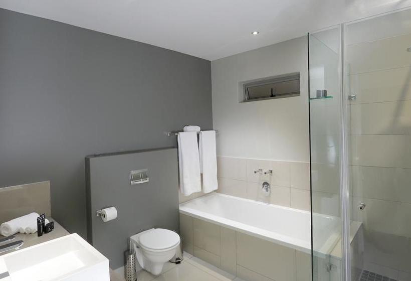 The Capital On Bath 12